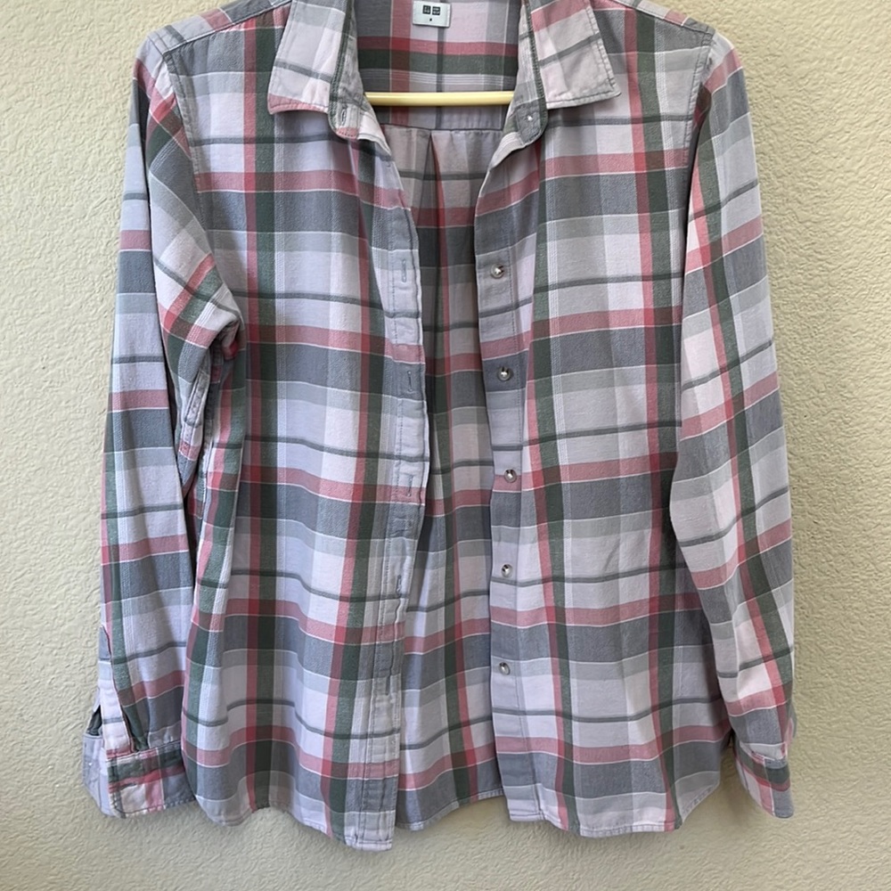 Uniqlo flannel plaid shirt, size M